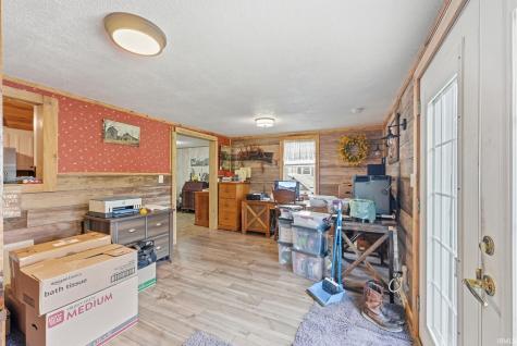 2464 E 225 S Road Warsaw IN 46580