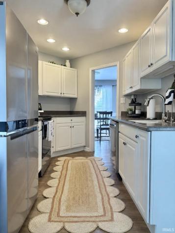 960 N Quail Ridge Circle Vincennes IN 47591