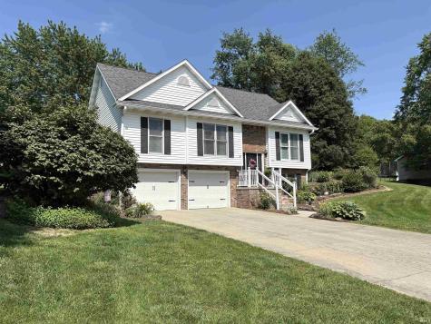 960 N Quail Ridge Circle Vincennes IN 47591
