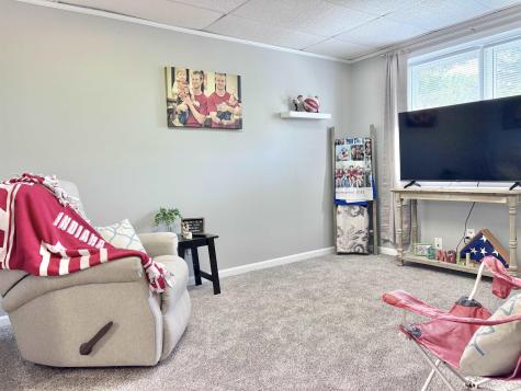 960 N Quail Ridge Circle Vincennes IN 47591