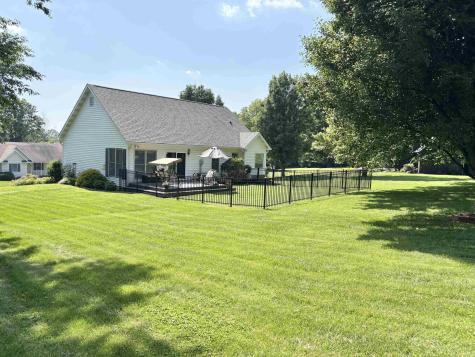 960 N Quail Ridge Circle Vincennes IN 47591