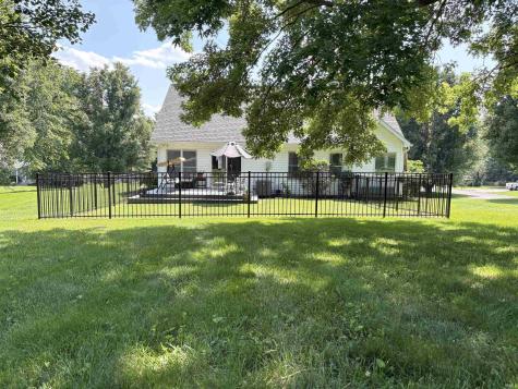 960 N Quail Ridge Circle Vincennes IN 47591