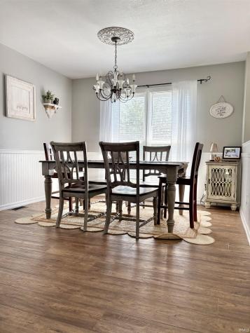 960 N Quail Ridge Circle Vincennes IN 47591