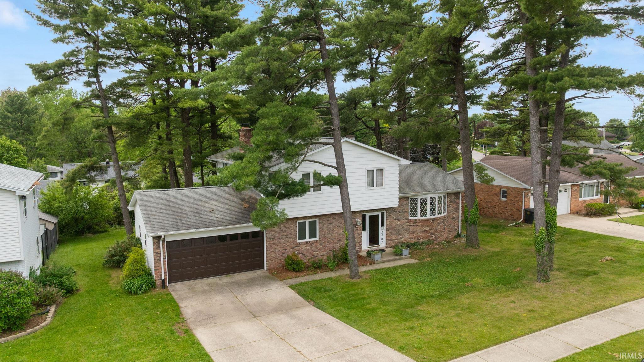 2702 Arrowhead Drive South Bend IN 46628
