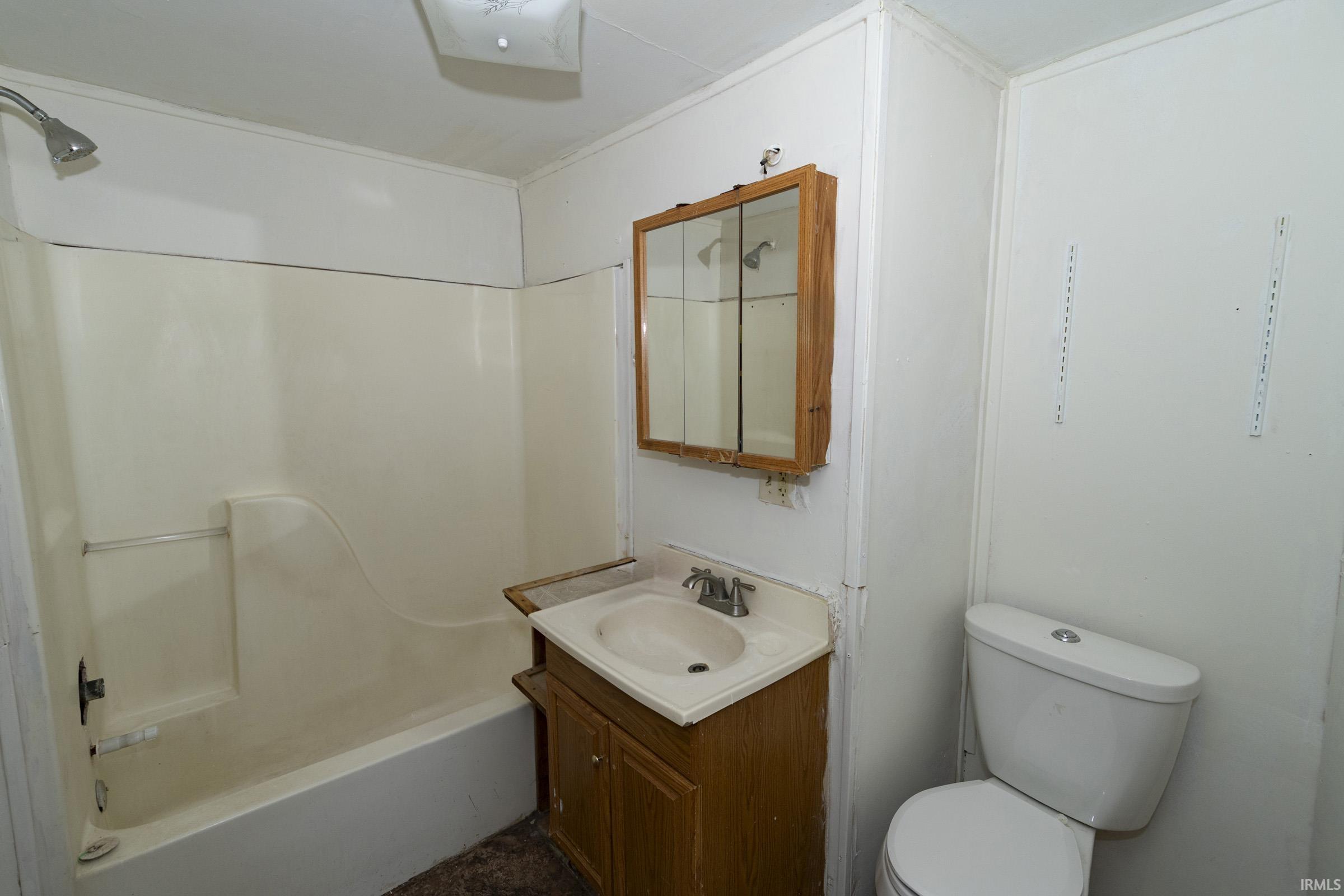 2502 Poland Street South Bend IN 46619