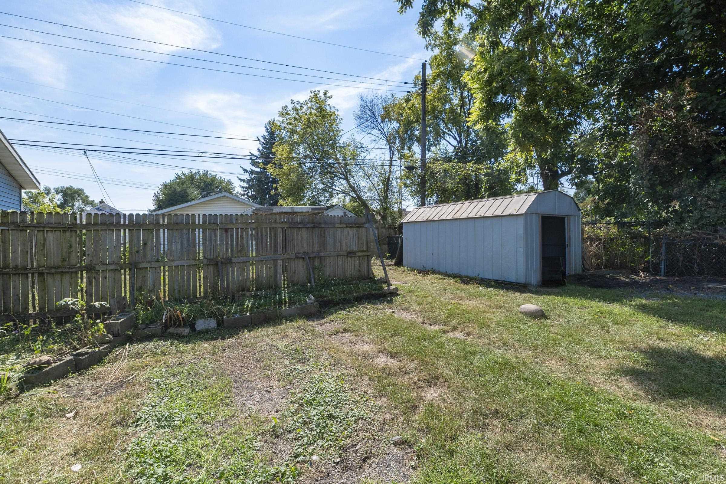 2502 Poland Street South Bend IN 46619