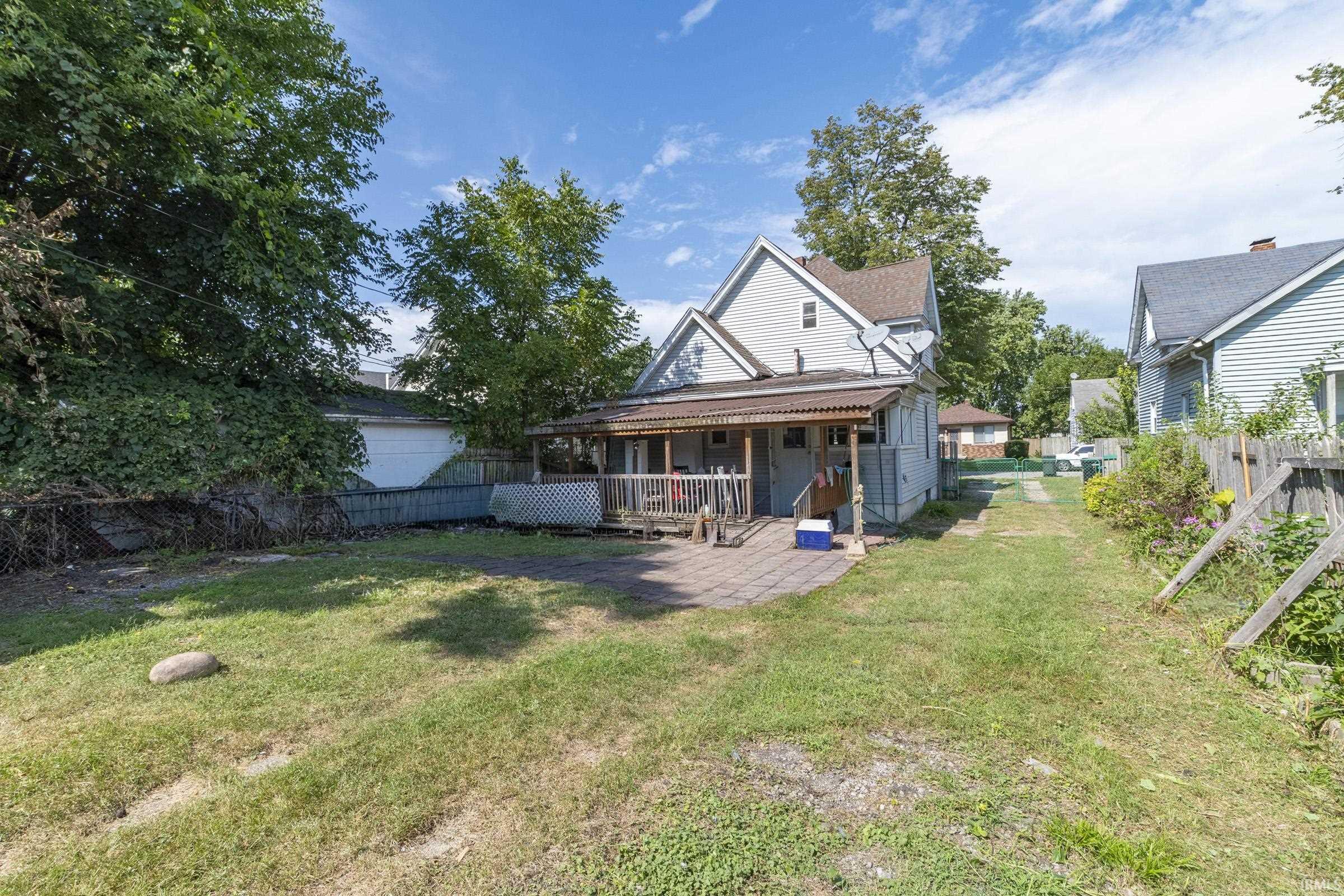 2502 Poland Street South Bend IN 46619