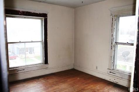 916 W 6th Street Marion IN 46953