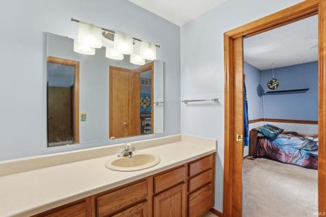 2317 Broken Oak Road Fort Wayne IN 46818