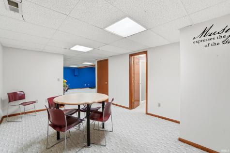 2317 Broken Oak Road Fort Wayne IN 46818