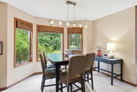 2317 Broken Oak Road Fort Wayne IN 46818