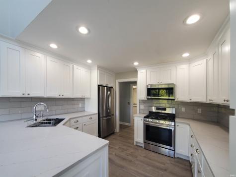 2911 Barry Knoll Way Fort Wayne IN 46845
