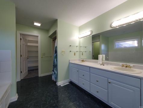 2911 Barry Knoll Way Fort Wayne IN 46845