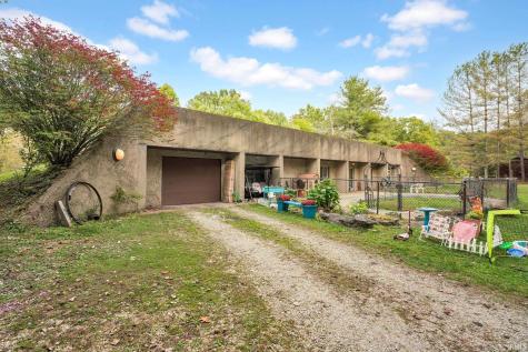 6769 E Gross Lane Bloomington IN 47401