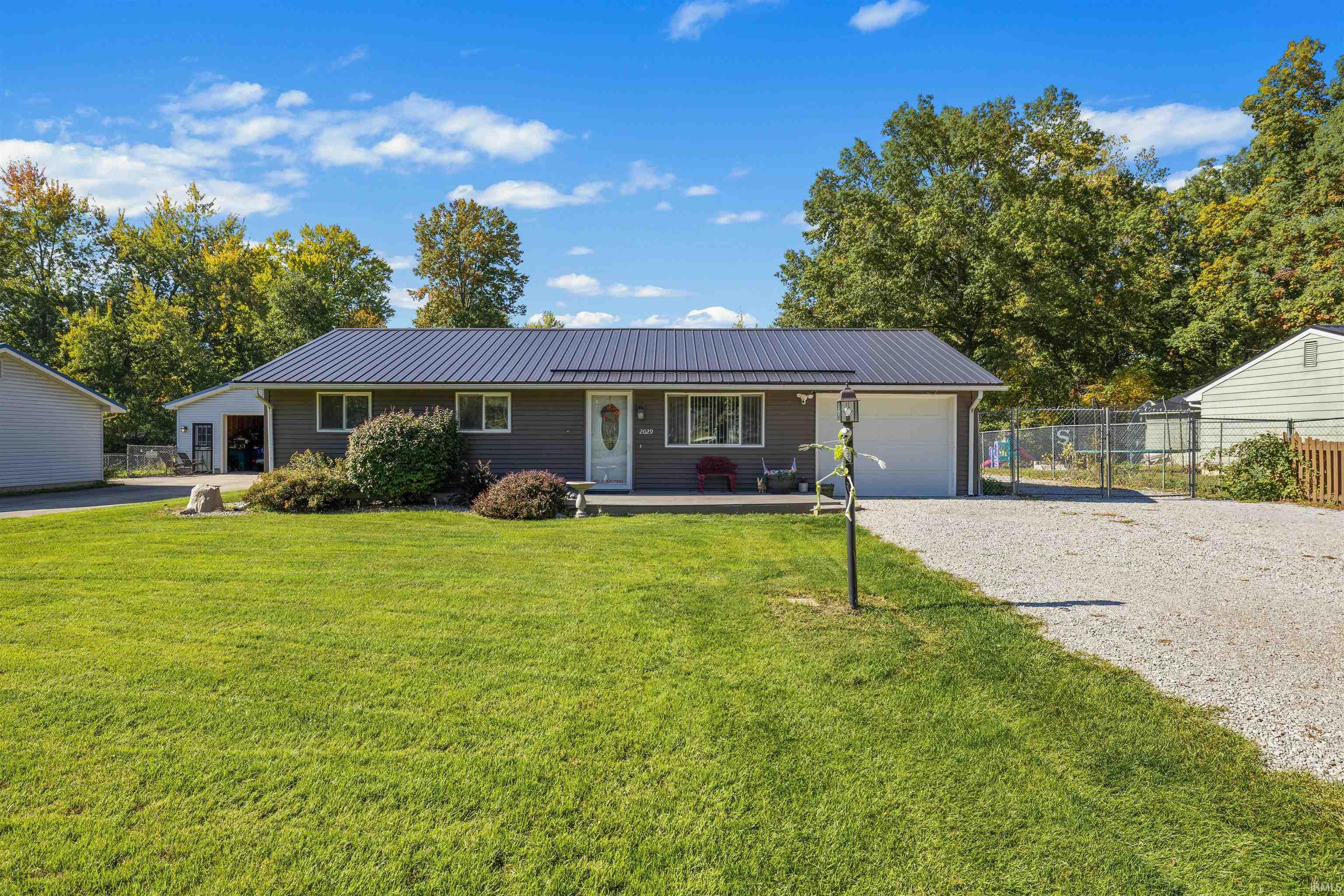 2029 Lathrop Drive Fort Wayne IN 46808
