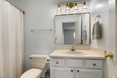 689 Winslow Lane West Lafayette IN 47906