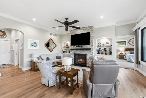 2835 E Prestwick Road Winona Lake IN 46590