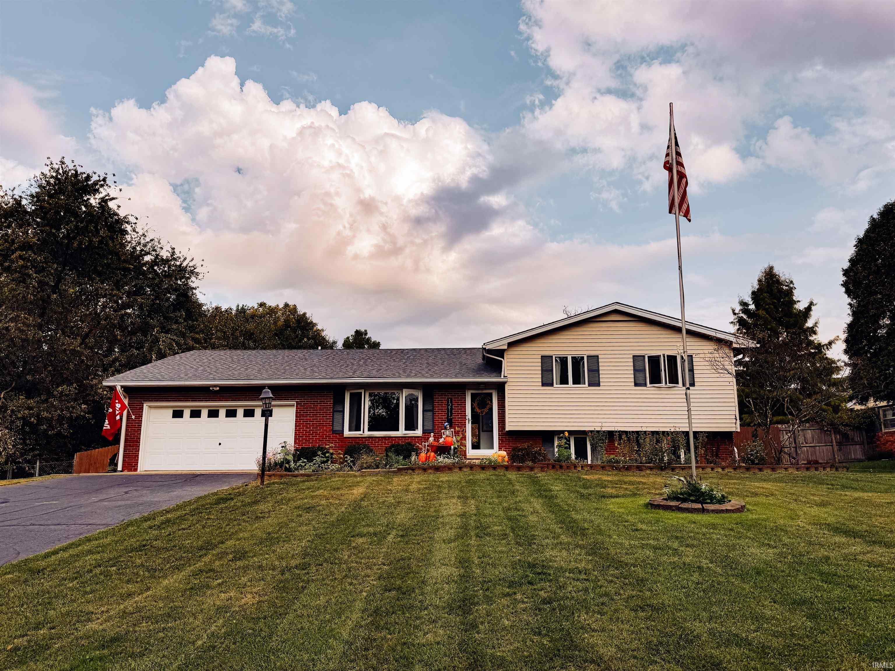 1211 E Prairie Drive Bloomington IN 47408