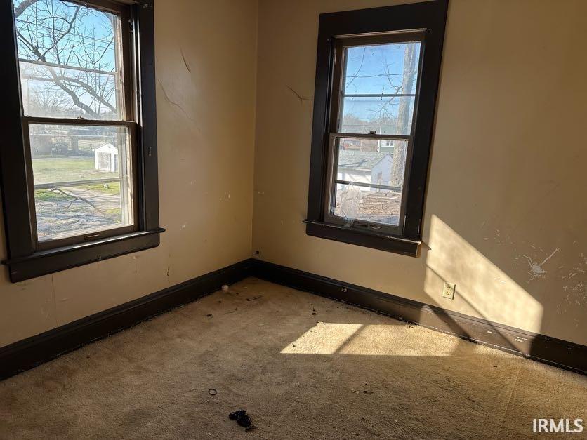 661 Lawndale Street South Bend IN 46628