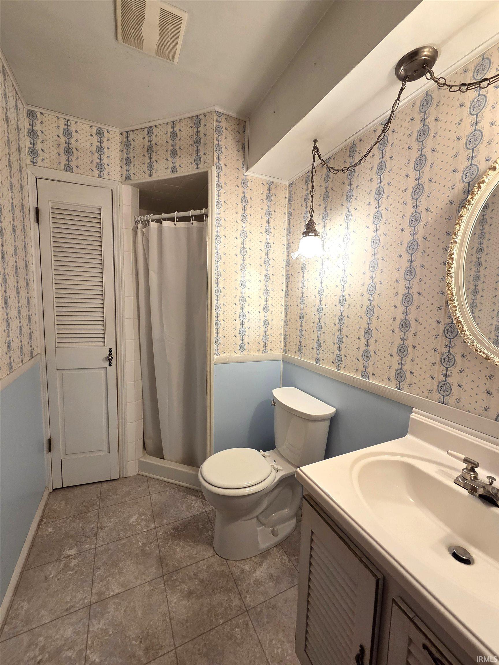 67833 Lake Trail Road Lakeville IN 46536