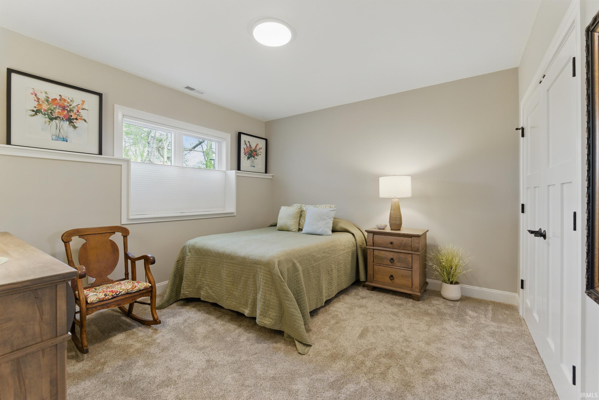 2867 E Lake Tahoe Trail Warsaw IN 46582