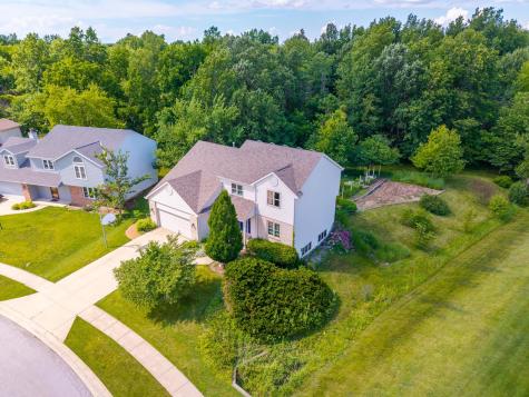 7710 Currie Hill Court Fort Wayne IN 46804