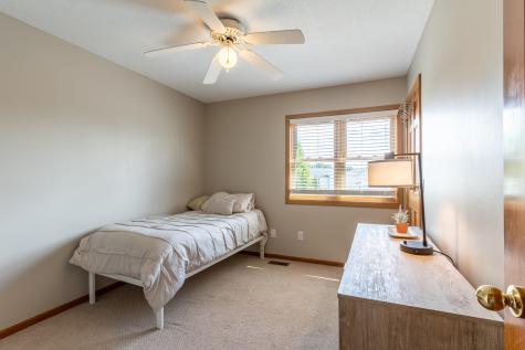 7710 Currie Hill Court Fort Wayne IN 46804