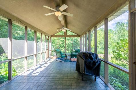 7710 Currie Hill Court Fort Wayne IN 46804