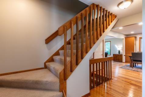 7710 Currie Hill Court Fort Wayne IN 46804