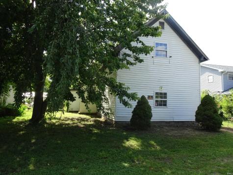 213 S Cory Street Mooreland IN 47360