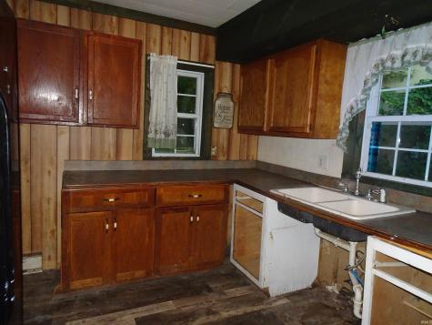 213 S Cory Street Mooreland IN 47360