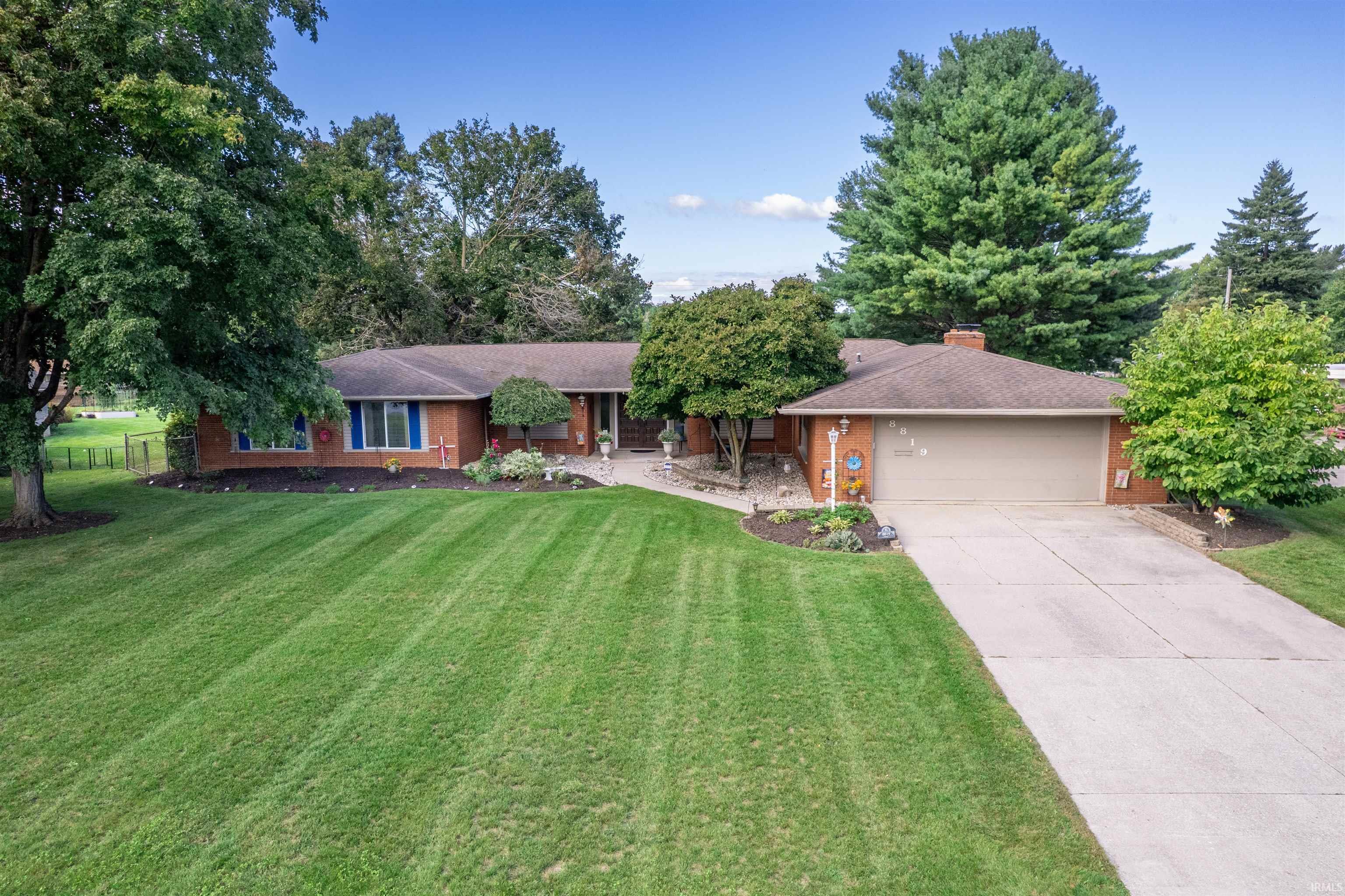 Fort Wayne IN, 8819 Fortuna Way