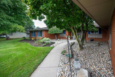 8819 Fortuna Way Fort Wayne IN 46815