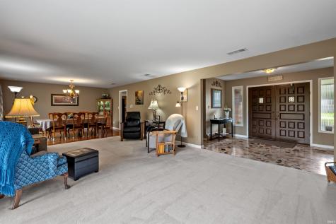 8819 Fortuna Way Fort Wayne IN 46815