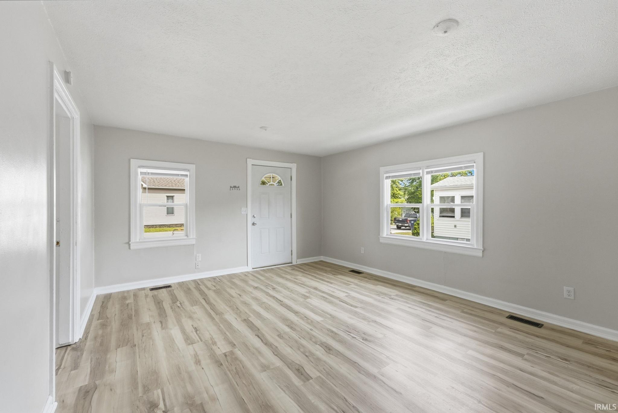 317 W Smith Street Warsaw IN 46580