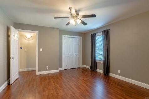 1909 N Thomas Avenue Evansville IN 47711