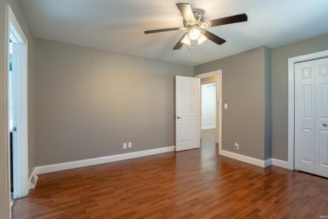 1909 N Thomas Avenue Evansville IN 47711