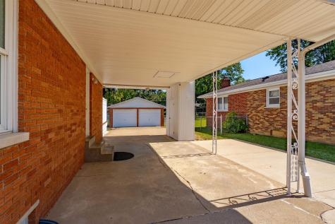 1909 N Thomas Avenue Evansville IN 47711