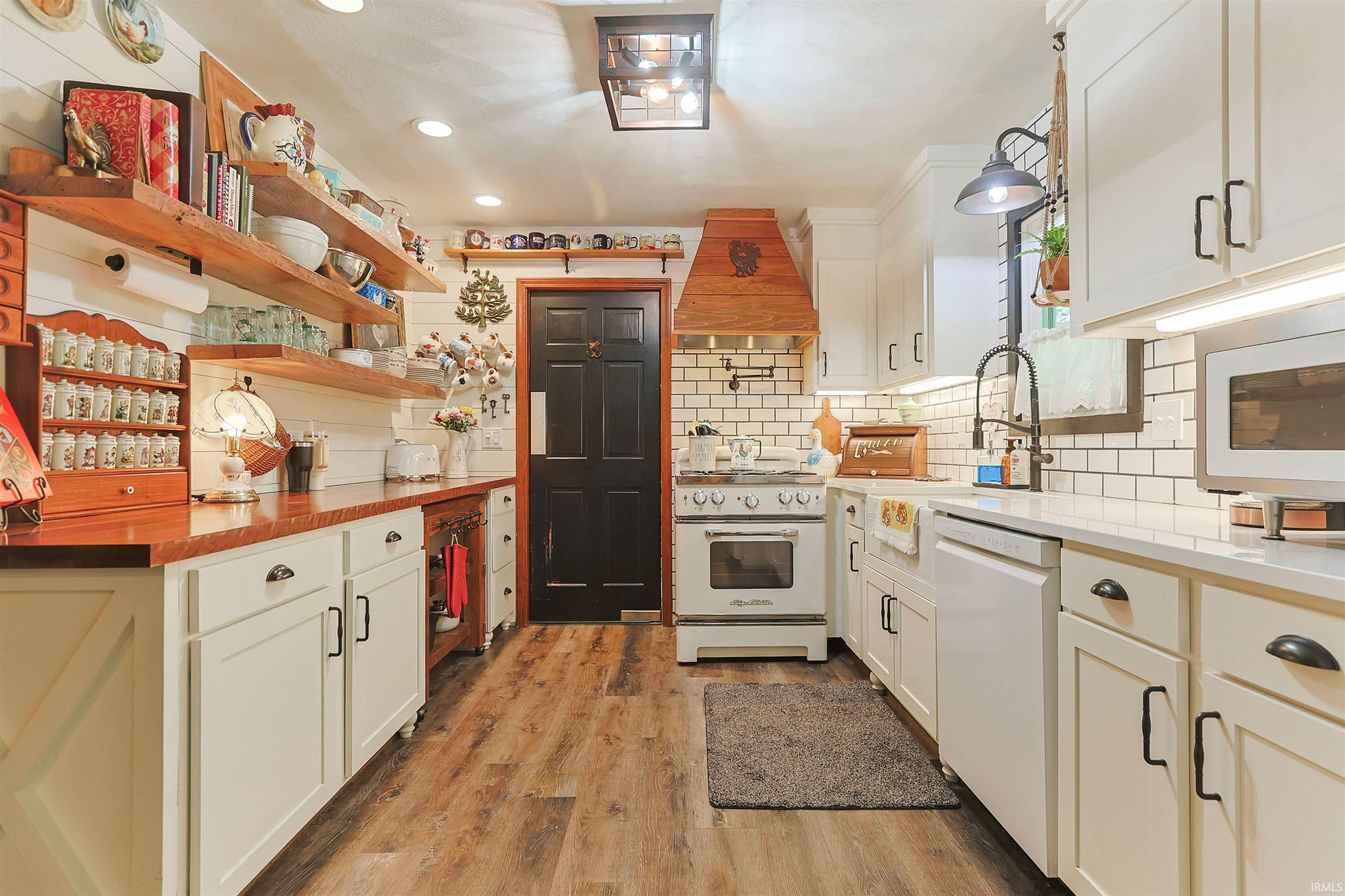 52190 Conestoga Court Granger IN 46530