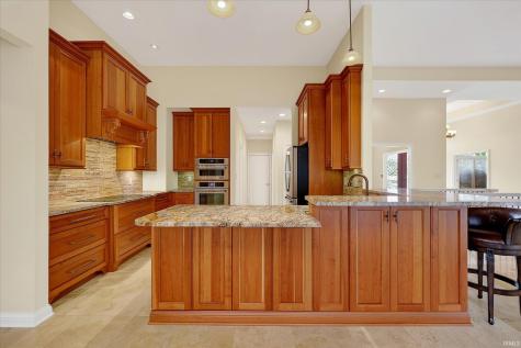 5913 Chartwell Drive Bargersville IN 46106