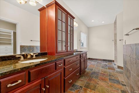 5913 Chartwell Drive Bargersville IN 46106