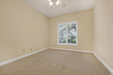 5913 Chartwell Drive Bargersville IN 46106