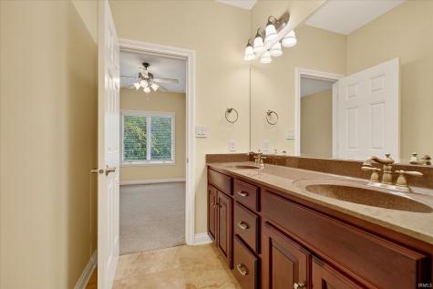 5913 Chartwell Drive Bargersville IN 46106