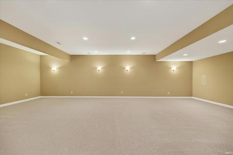 5913 Chartwell Drive Bargersville IN 46106
