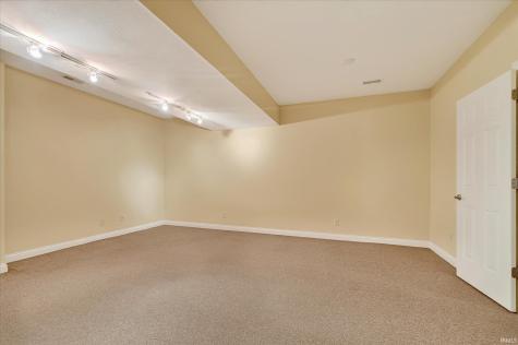 5913 Chartwell Drive Bargersville IN 46106
