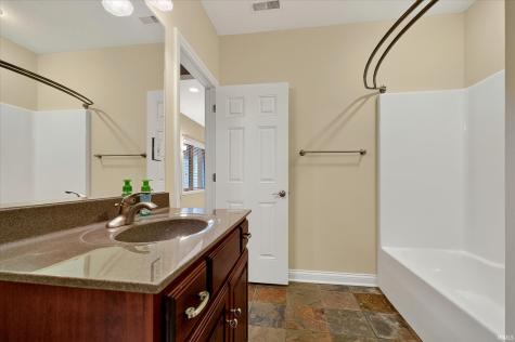 5913 Chartwell Drive Bargersville IN 46106
