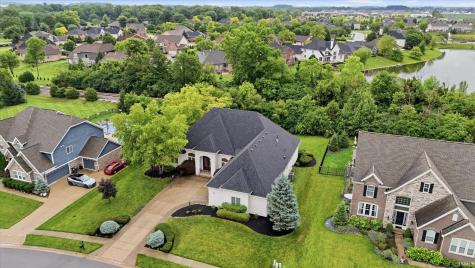 5913 Chartwell Drive Bargersville IN 46106