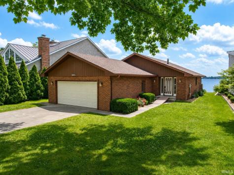 727 E Northshore Drive Syracuse IN 46567