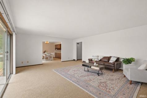 727 E Northshore Drive Syracuse IN 46567