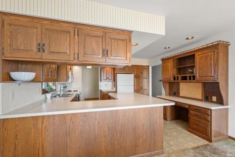727 E Northshore Drive Syracuse IN 46567